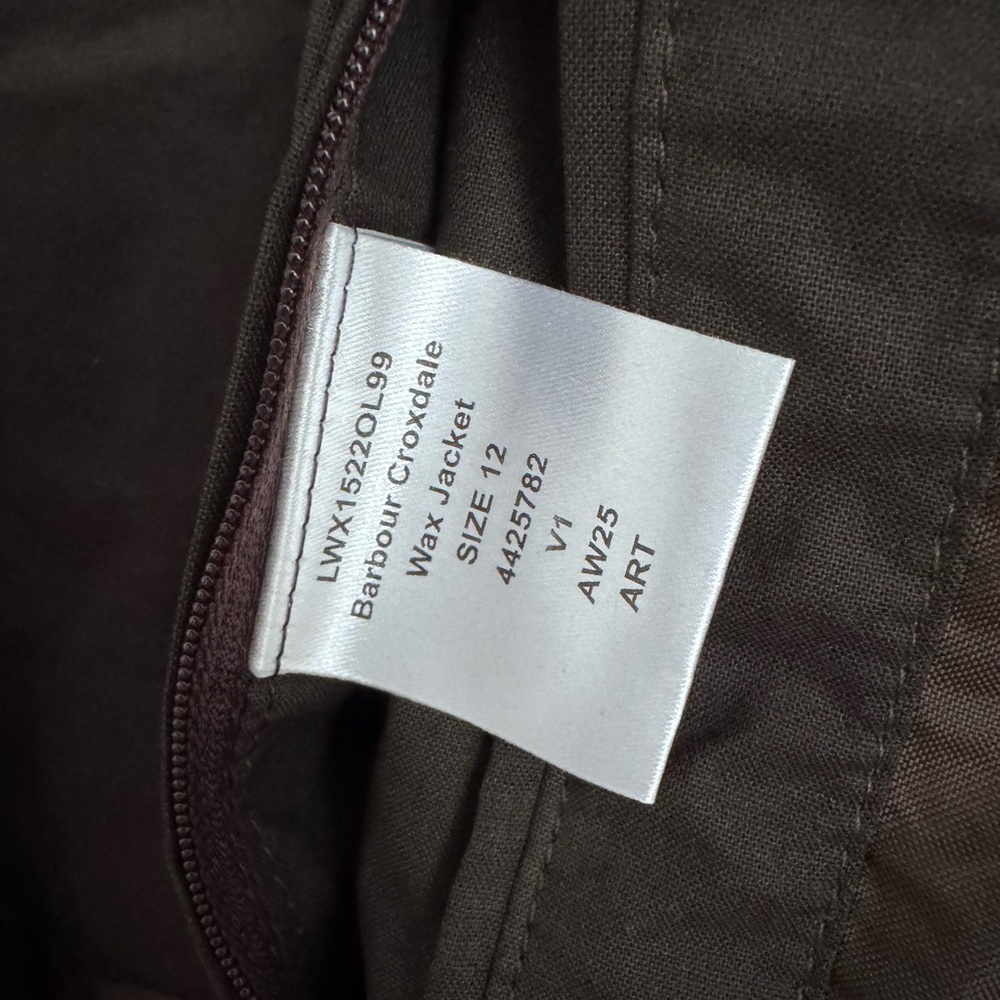 Barbour Croxdale Waxed Cotton Jacket in archive olive size 8 - Picture 9 of 10